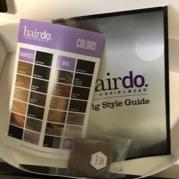 🏠MOVING SALE🏠HAIRDO WIG - Picture 6 of 9